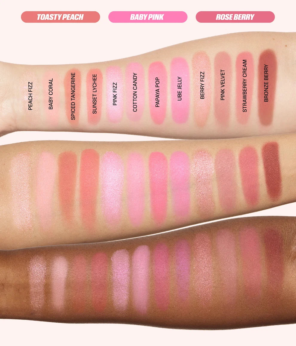 HUDA BEAUTY -  BLUSH PALETTE - ROSEBERRY - 7.5 G